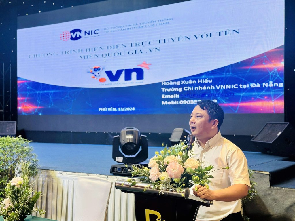 Tham gia hội thảo tại Phú Yên